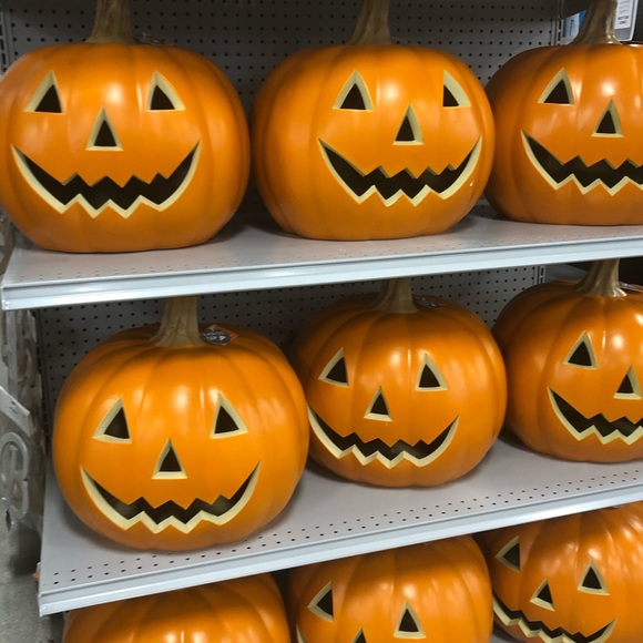 Meet your Posher, Eve - Picture 1 of 1